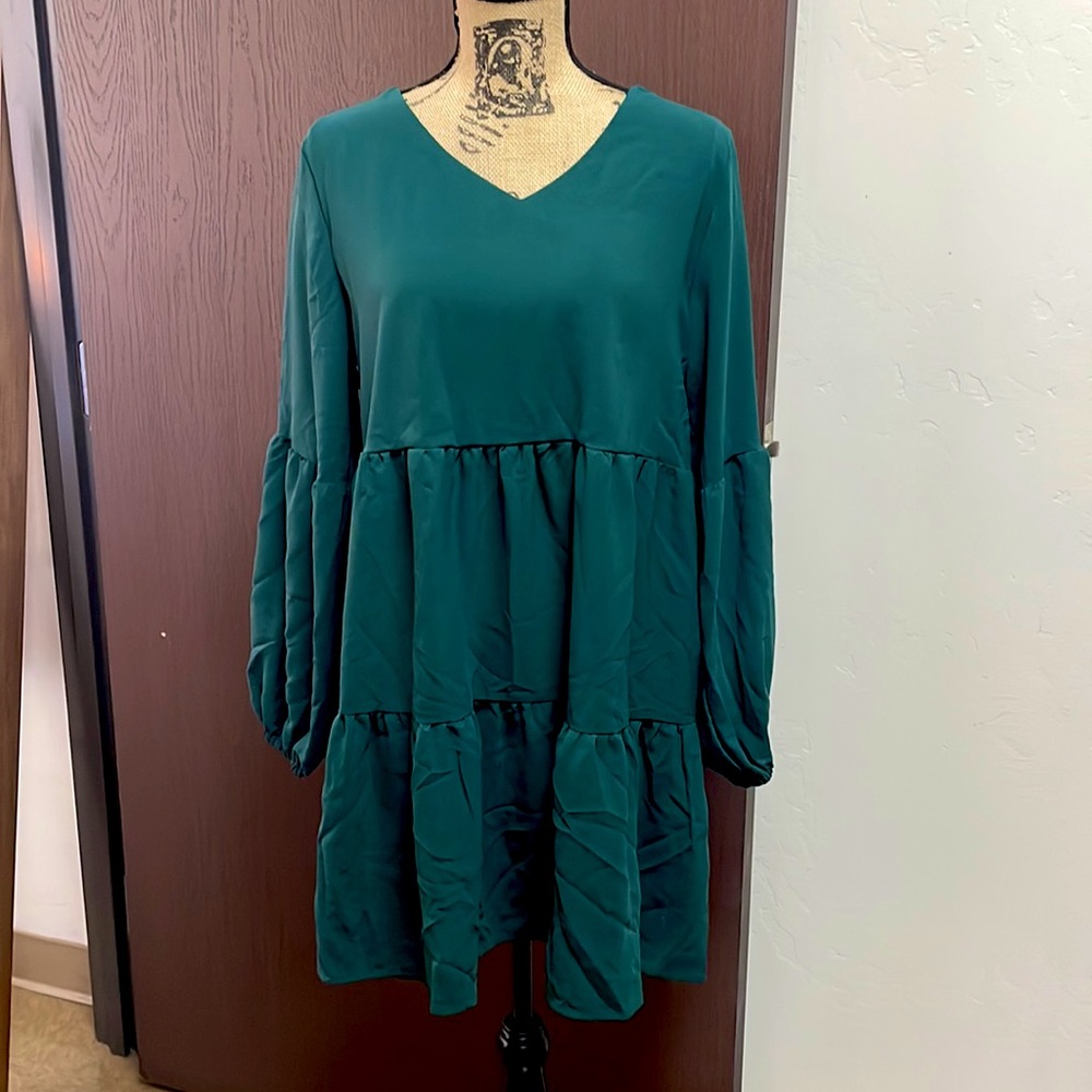 Long sleeve forest green pleated dress